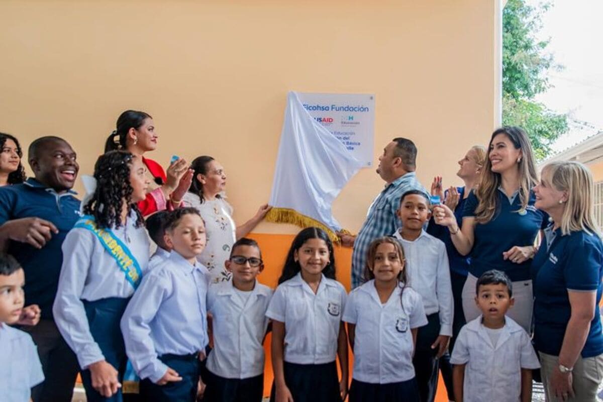 El compromiso de Ficohsa: educación, el motor del desarrollo en Honduras