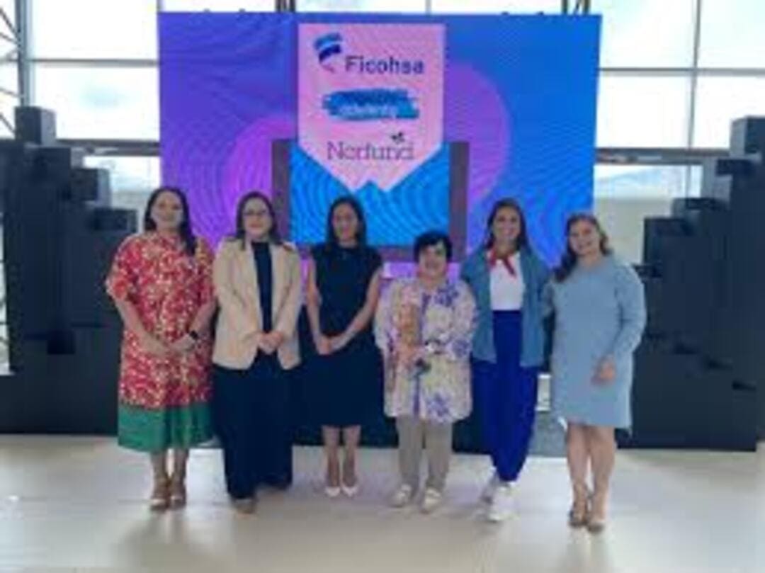 Ficohsa inspira a emprendedoras con compromiso e integridad